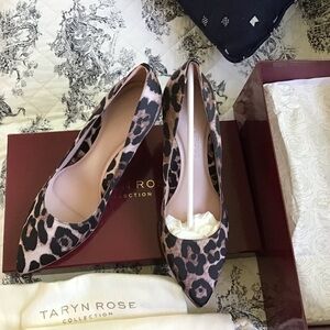 ***BRAND NEW*** In box, Taryn Rose Gabriela Leopard pumps!